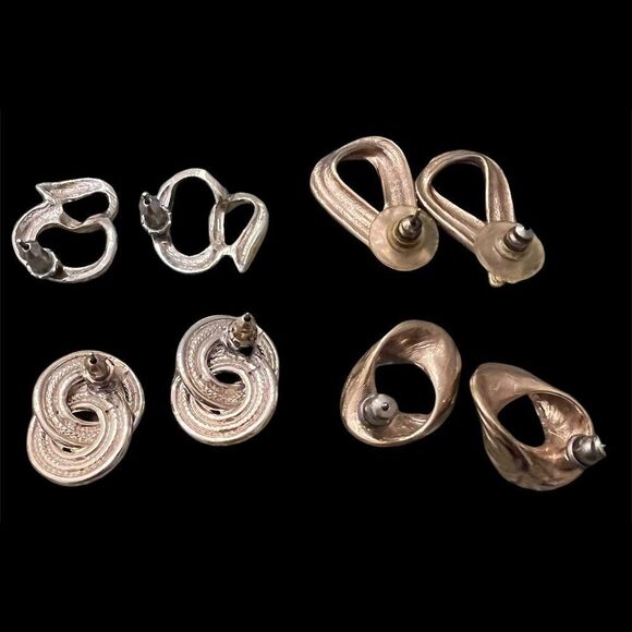 4 pair of  gold colored earrings Swirly & sophisticated EVC - Picture 4 of 11